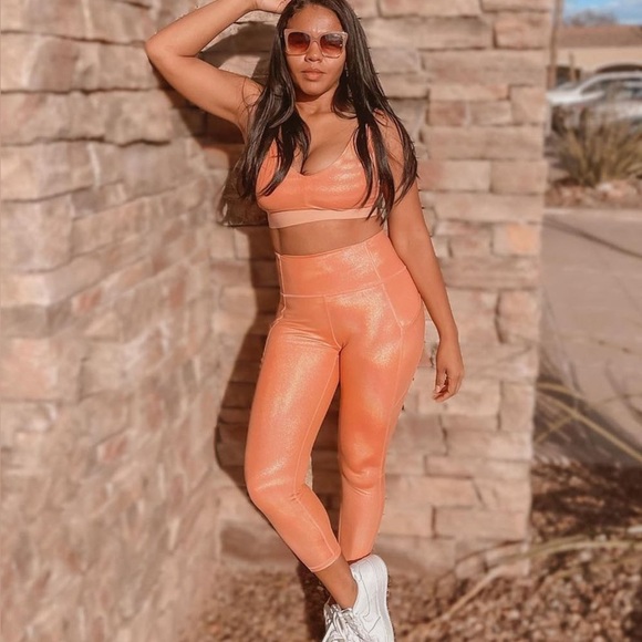 Fabletics High Waisted Pocket Iridescent Luxe 7/8 Leggings Plus Size 2X GUC - Picture 7 of 7